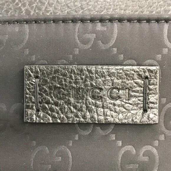 GUCCI Authentic Black Shoulder Bag - Picture 5 of 10